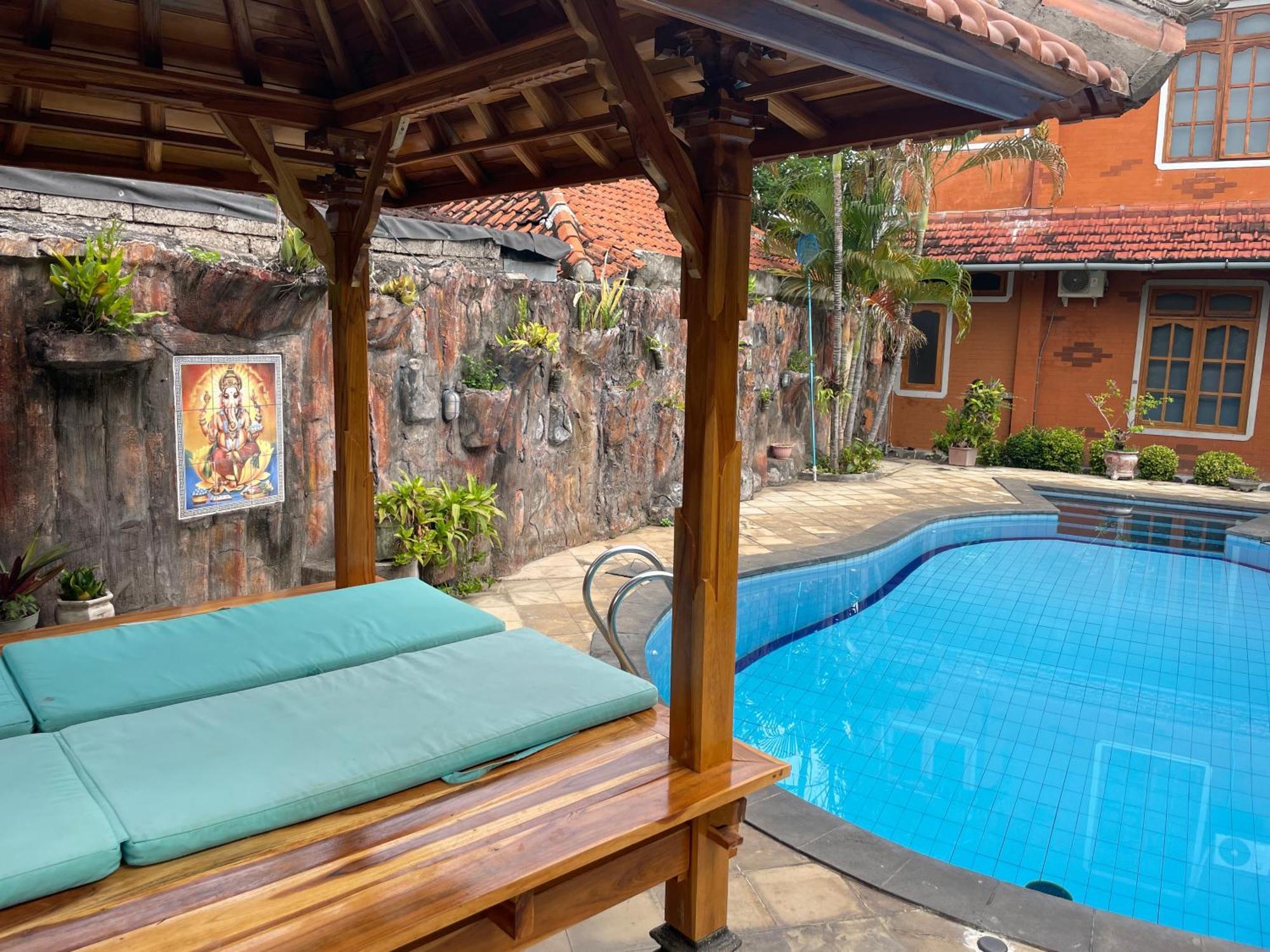 Отель Kubu Elsa Bali Ловина Экстерьер фото